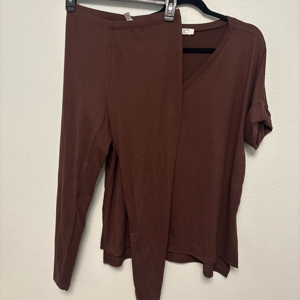 Zenana Outfitters Rust Brown V-Neck Tee And Pants Set